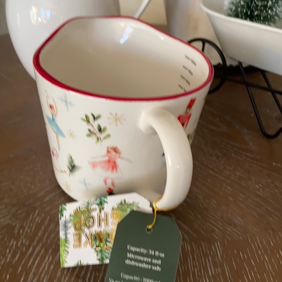 NEW!! Christmas Holiday Ceramic Nutcracker Ballet  Ballerina Measuring Cup - Picture 4 of 6